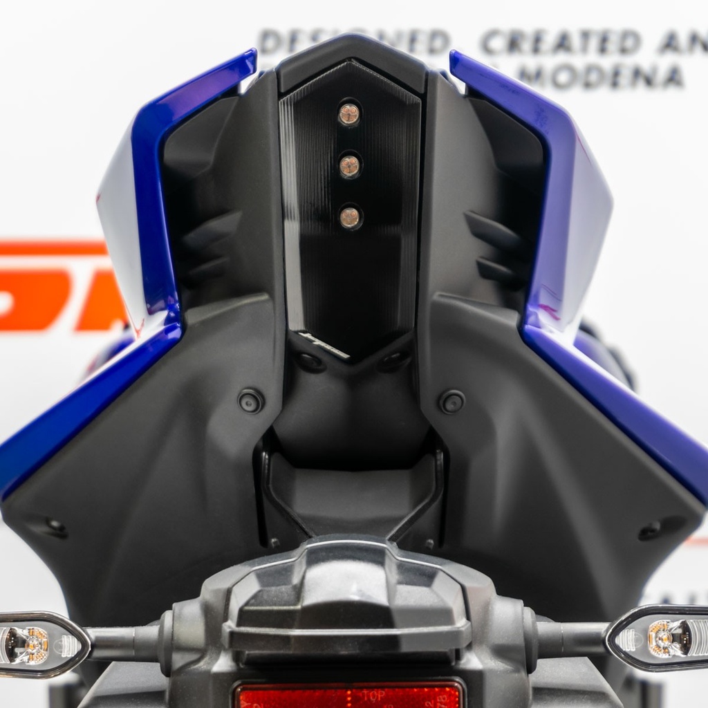 [JPFPYA001-001] Jetprime Race Rear Light for Yamaha YZF-R1 - image 2